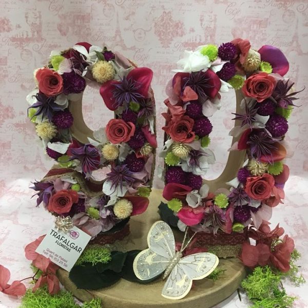 Número Pequeño de Flores Preservadas